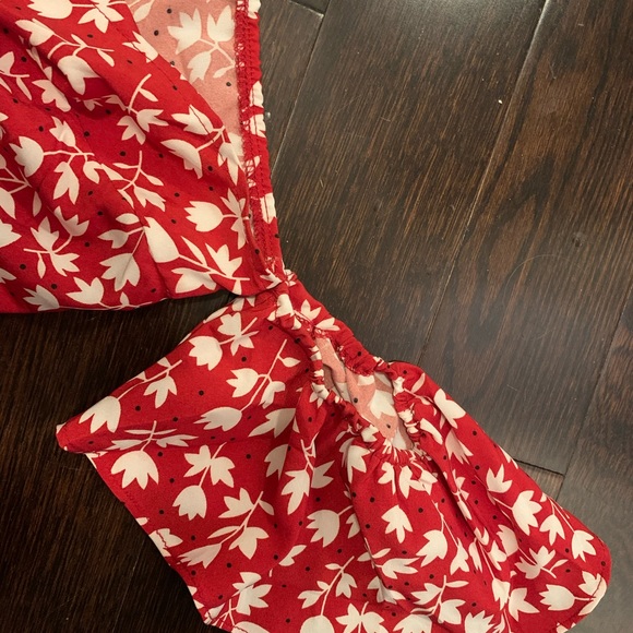 2 crop top + matching skirt sets - Picture 8 of 9